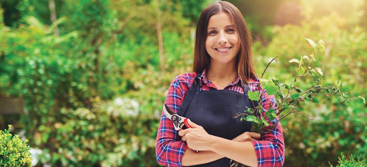 blog_image_garden_lady.jpg